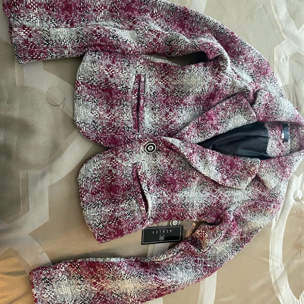STYLISH BLAZER